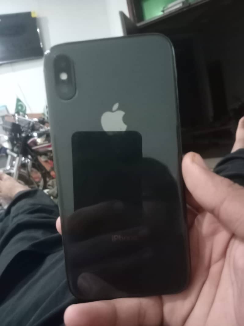 Apple iPhone X 3
