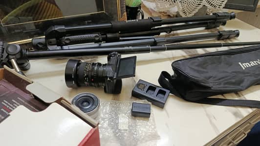 Sony a mirror less camera 2 lens all accessories