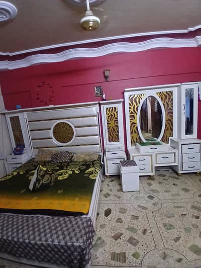 Complete Deco Polish Wooden Bedroom Furniture Set for Sale