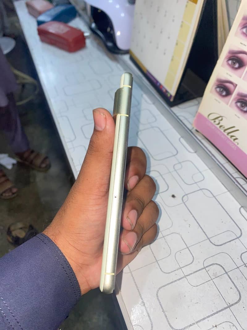Google Pixel 7 3