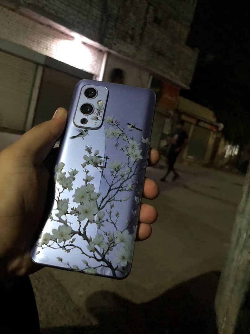 OnePlus 9 3