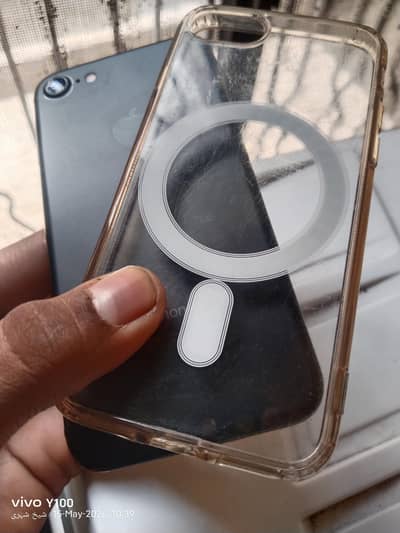 iphone7 used 32gb all ok device bettery health 85 only sirous Byerl
