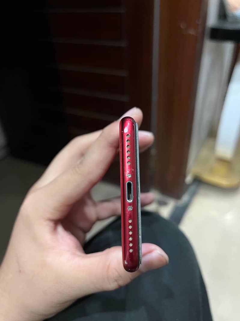 Apple iPhone SE 6