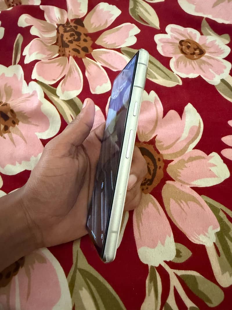 Google Pixel 7a 4