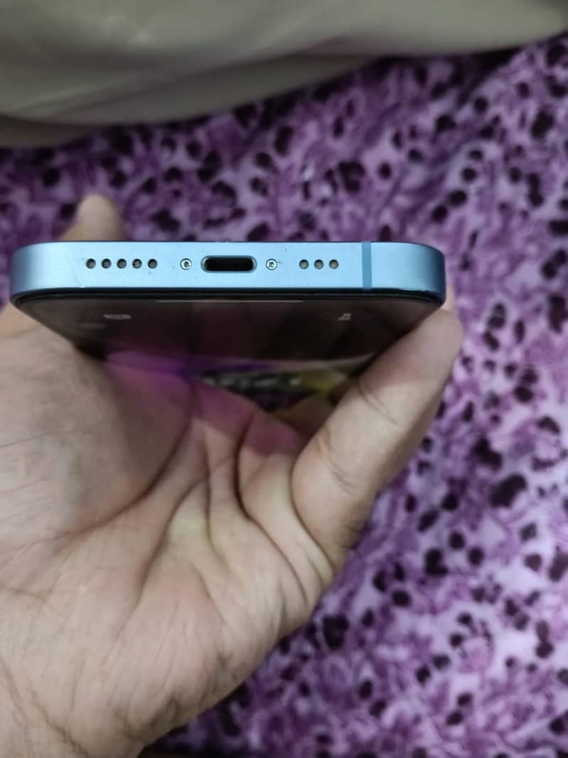 iPhone 14 2