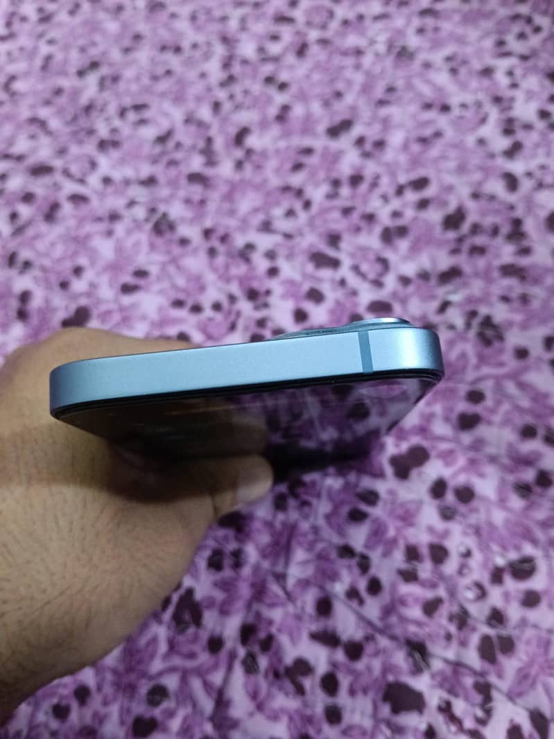 iPhone 14 5