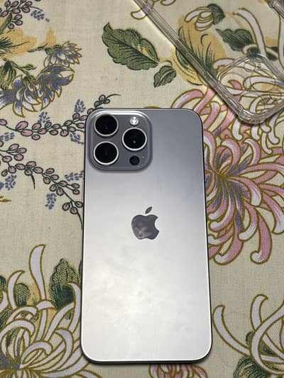 Apple iPhone 15 Pro Max
