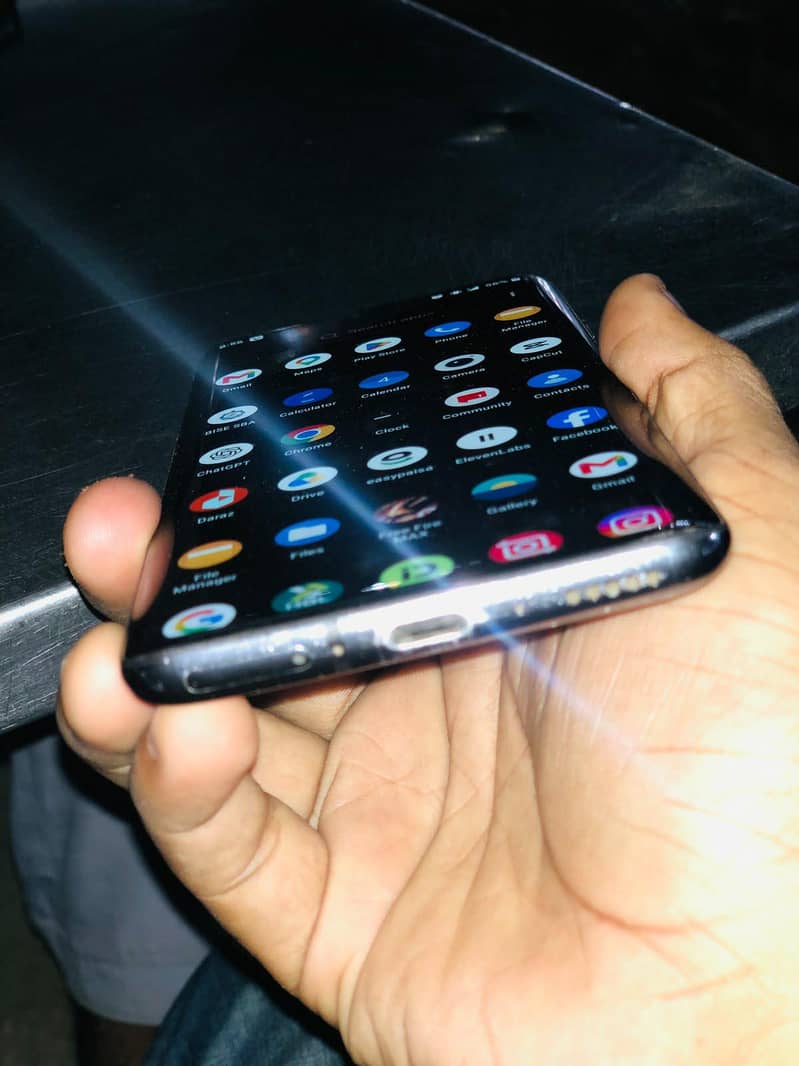 One Plus 7 Pro 6