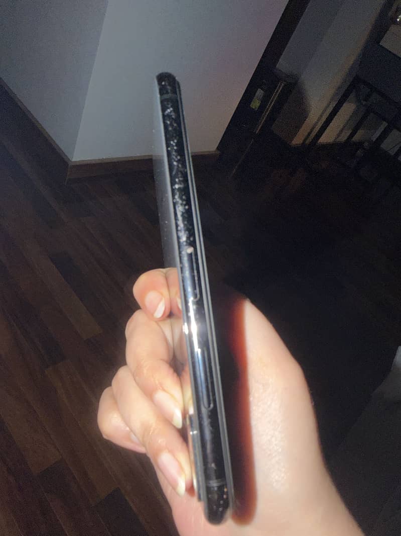 Apple iPhone X 0