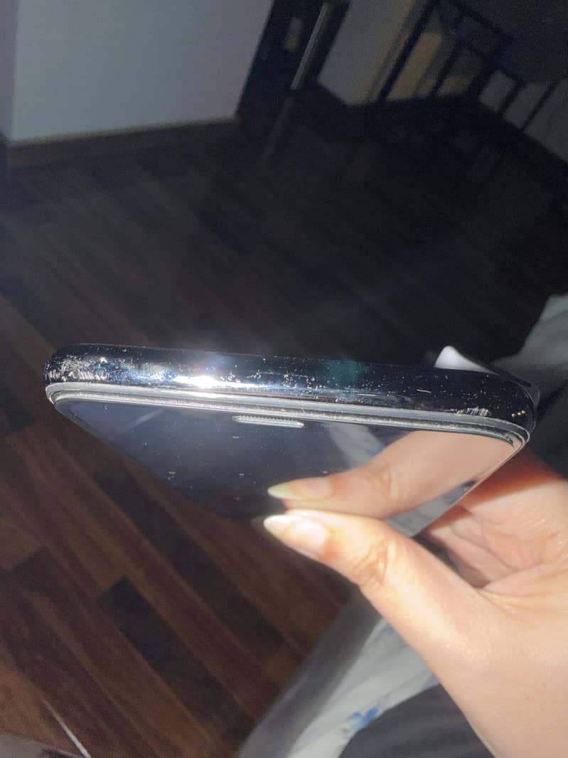 Apple iPhone X 2