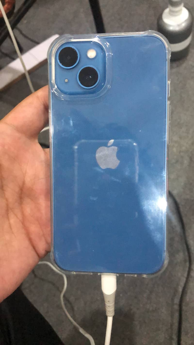 Apple iPhone 13 1