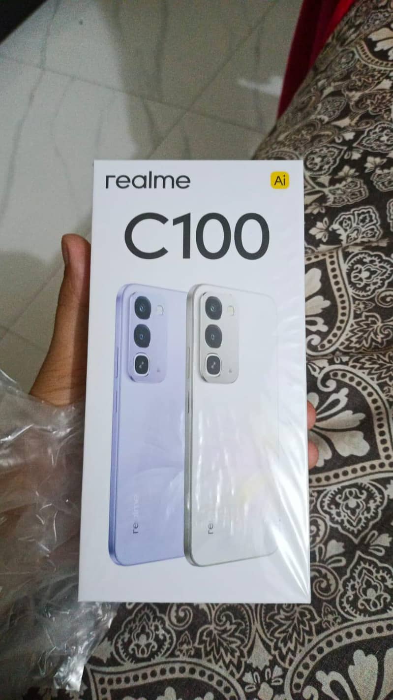 Realme C100 0