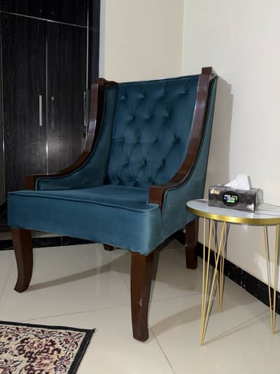 Master size 2 ottoman bedroom chairs