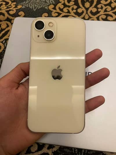 Apple iPhone 13