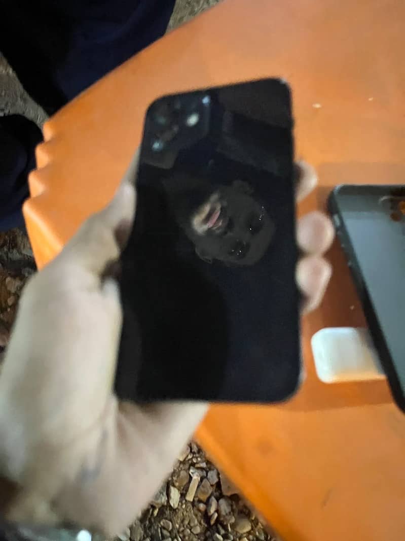 Apple iPhone 12 0