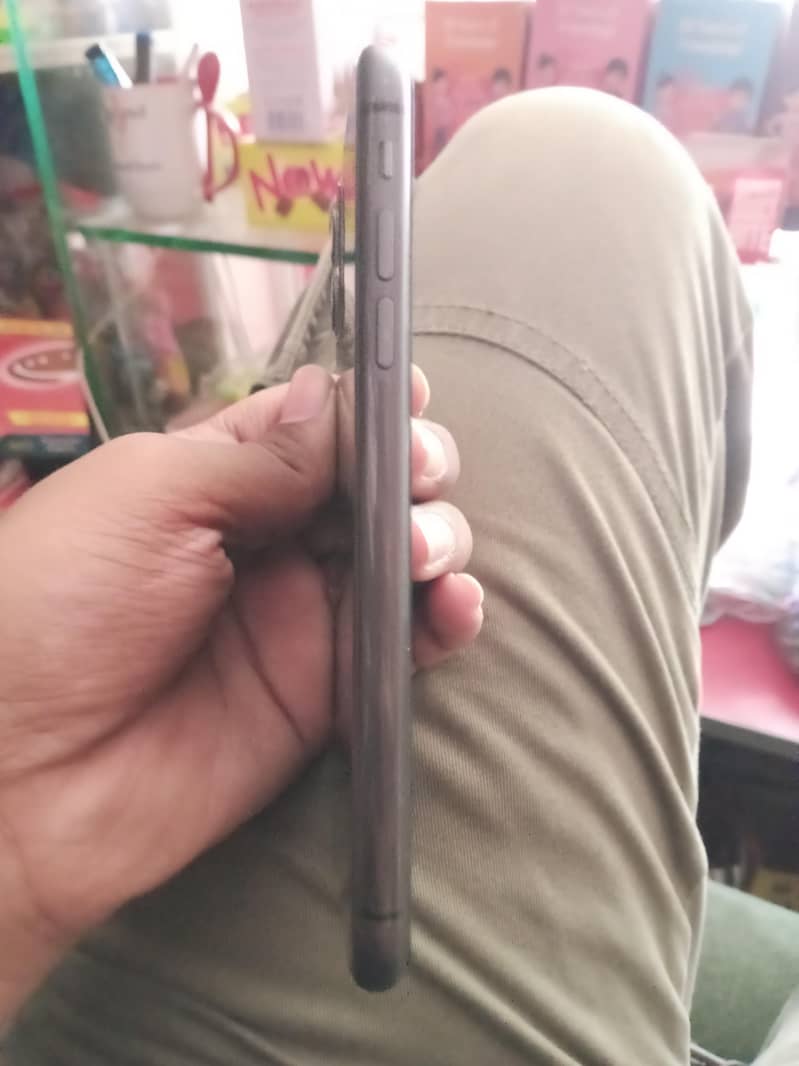 Apple iPhone 11 2