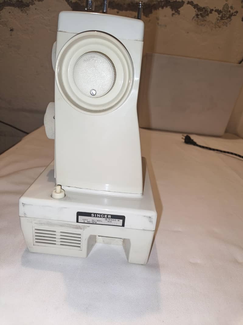 Japan Model (Singer Merritt SR-208) 1