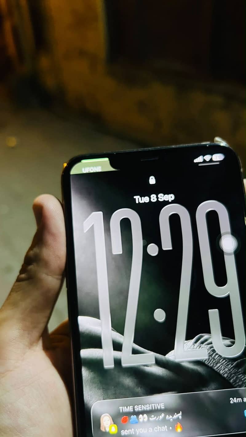 Apple iPhone 11 Pro Max 5