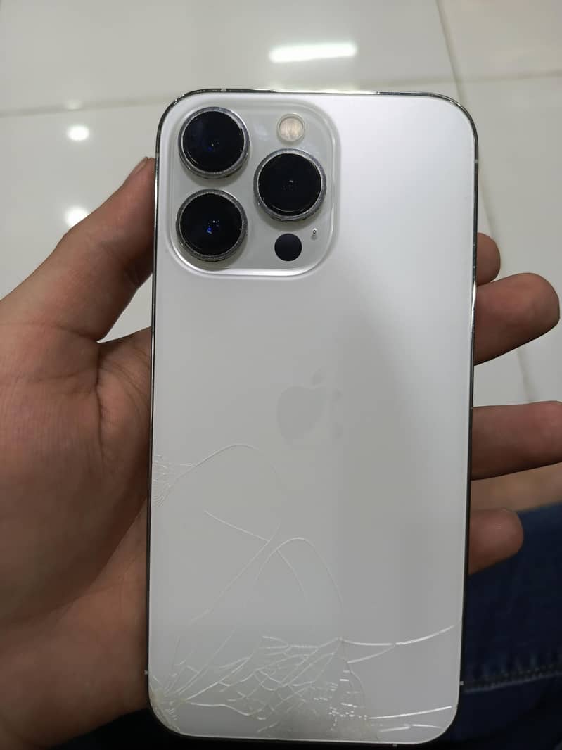 Apple iPhone 13 Pro 0
