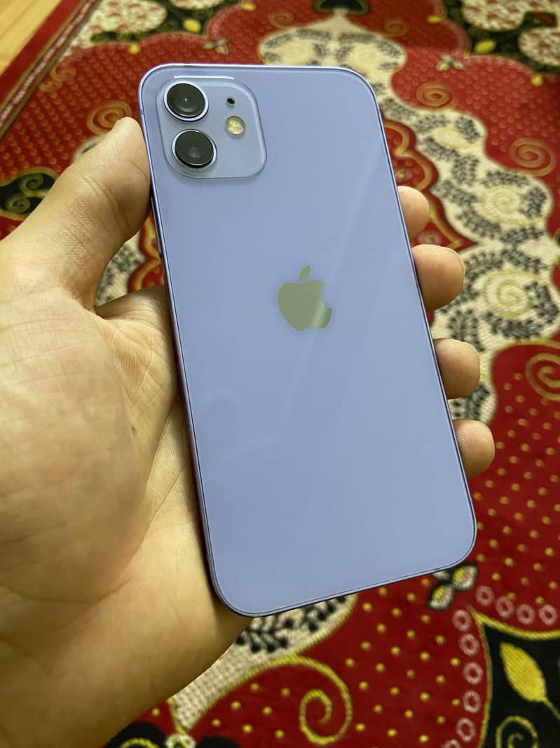 Apple iPhone 12 5
