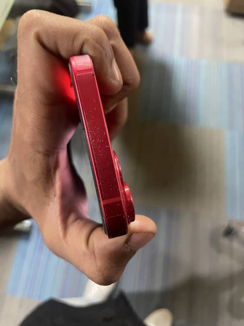 Apple iPhone 14 3