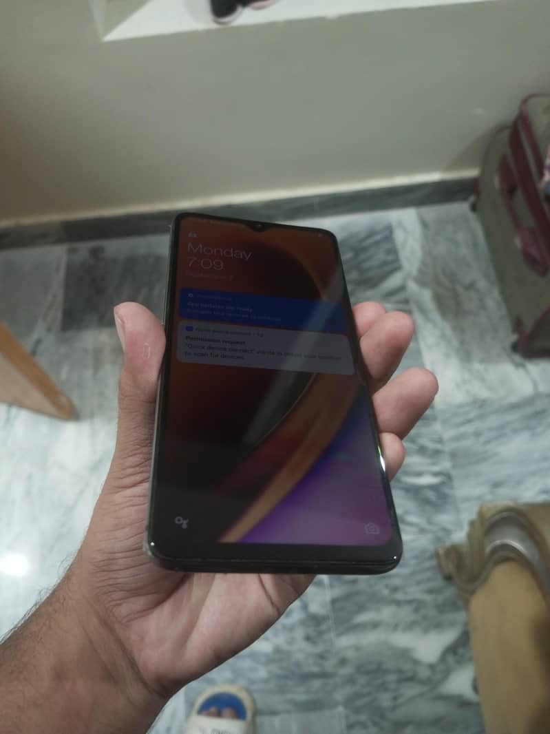 One Plus 7T 1