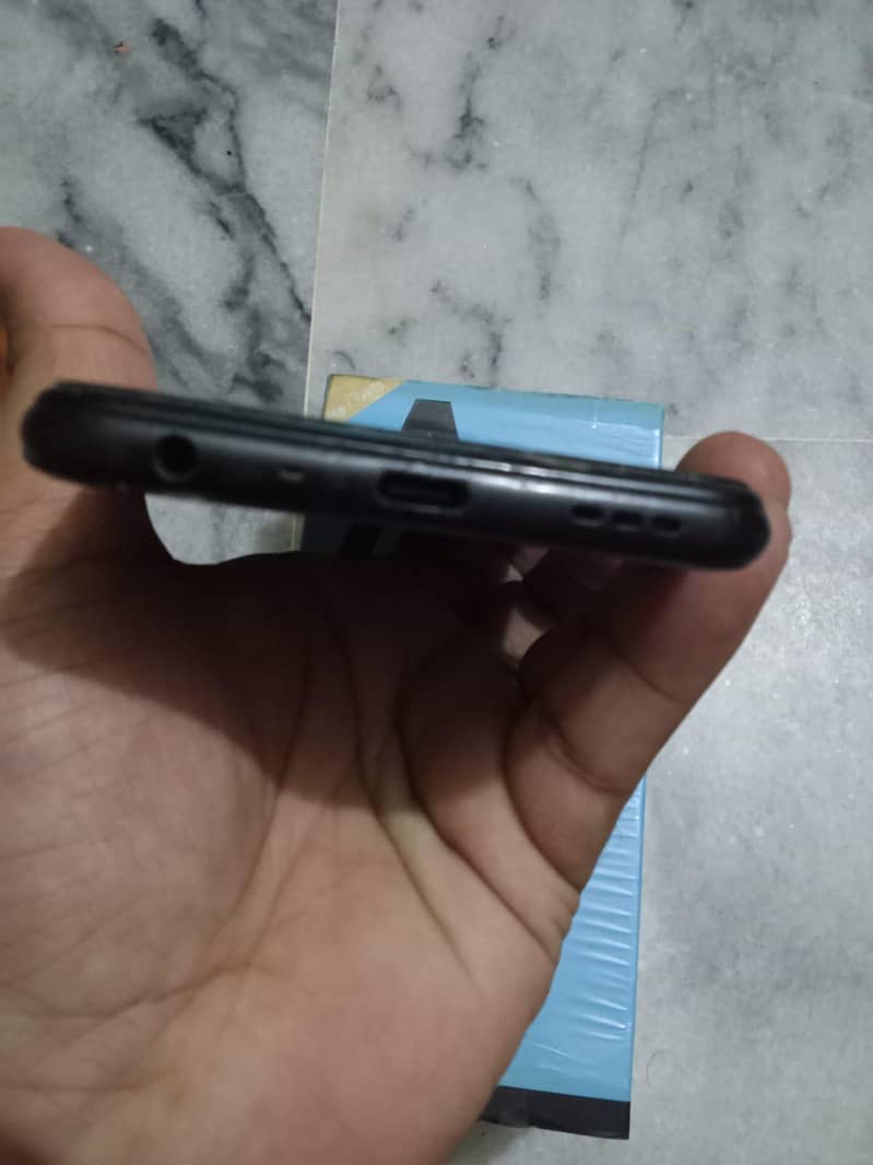 OPPO A76 4