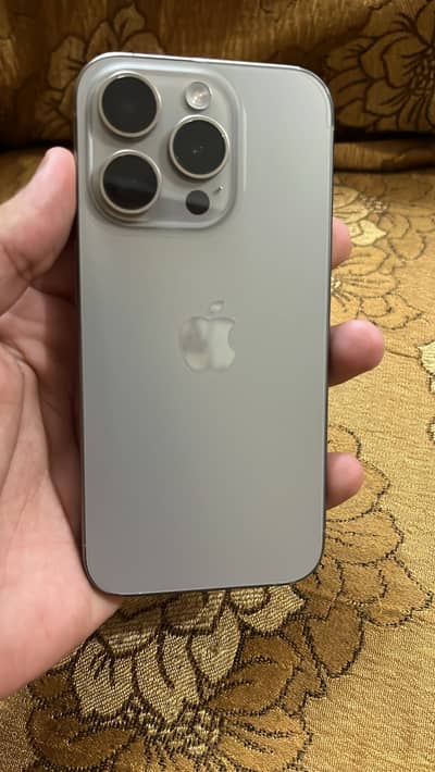 Apple iPhone 15 Pro
