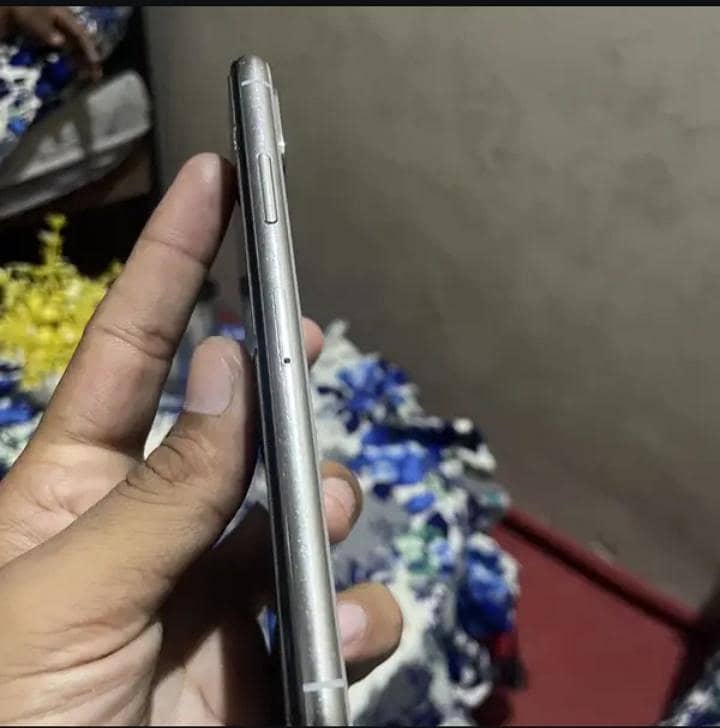 Apple iPhone X 1