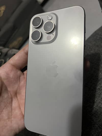 Apple iPhone 15 Pro Max FU