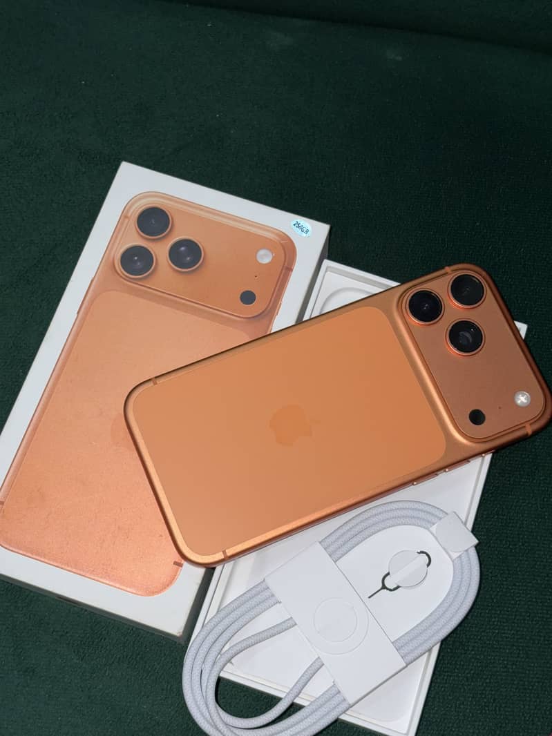 Apple iPhone 17 Pro Max 0