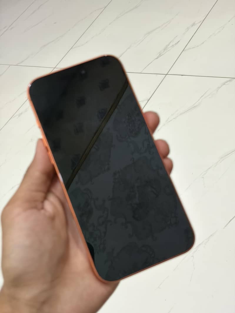 Apple iPhone 17 Pro Max 3