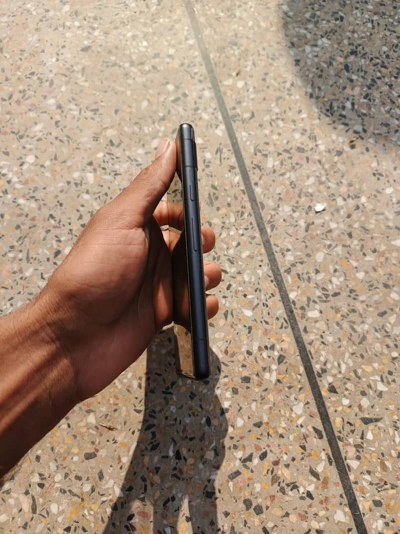 Google Pixel 7a 4
