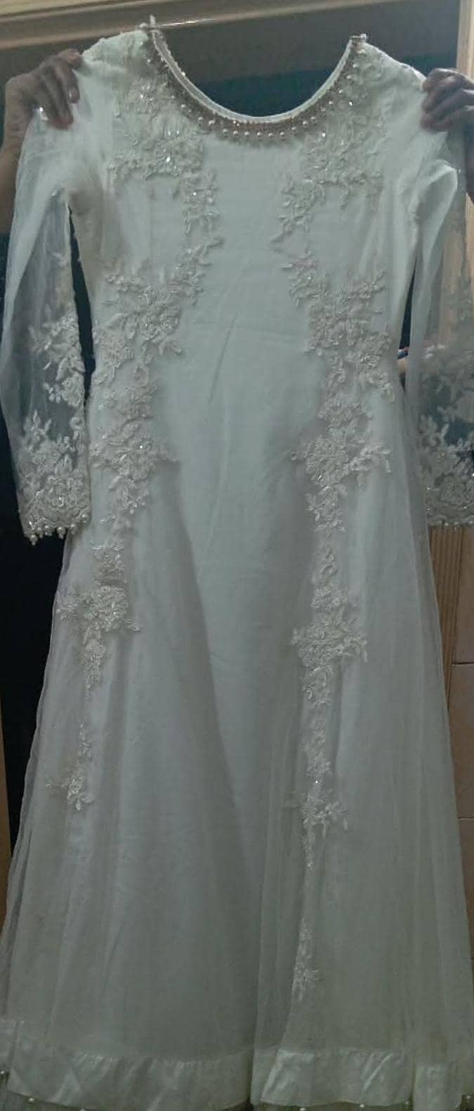 white maxi 1