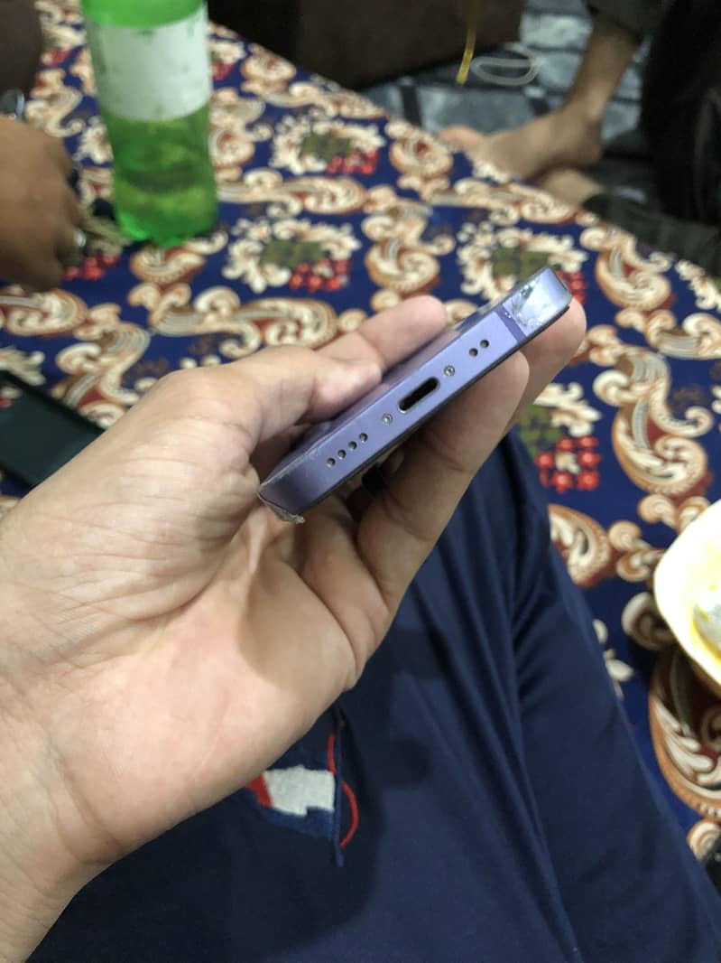 Apple iPhone 12 mini 3