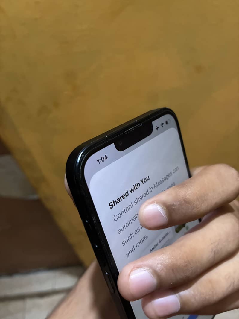 Iphone 16E 6