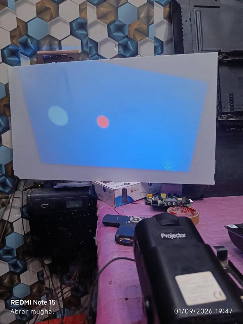 projector 200" 5