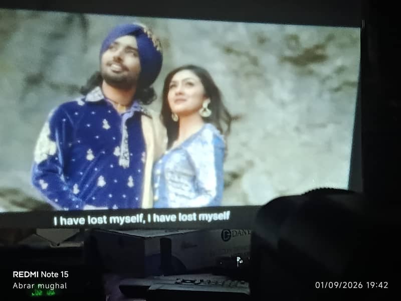 projector 200" 7