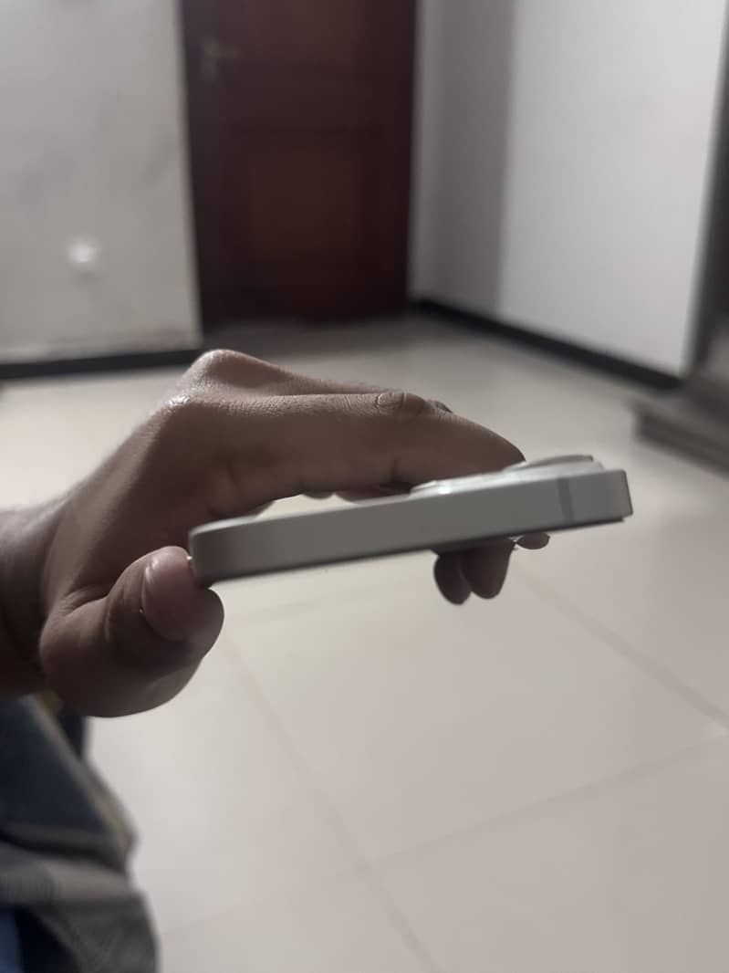 Apple iPhone 14 1
