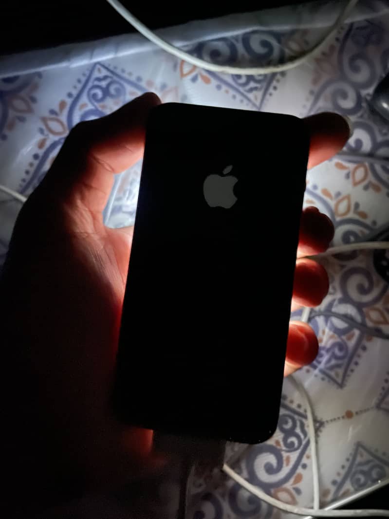 Apple iPhone 4s 3
