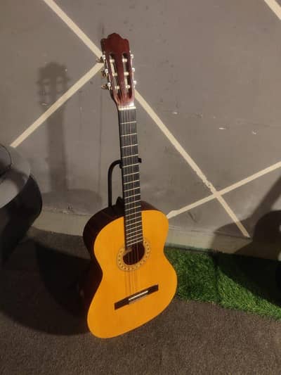 Classical guitar// guitars era //whatapp 03220061612