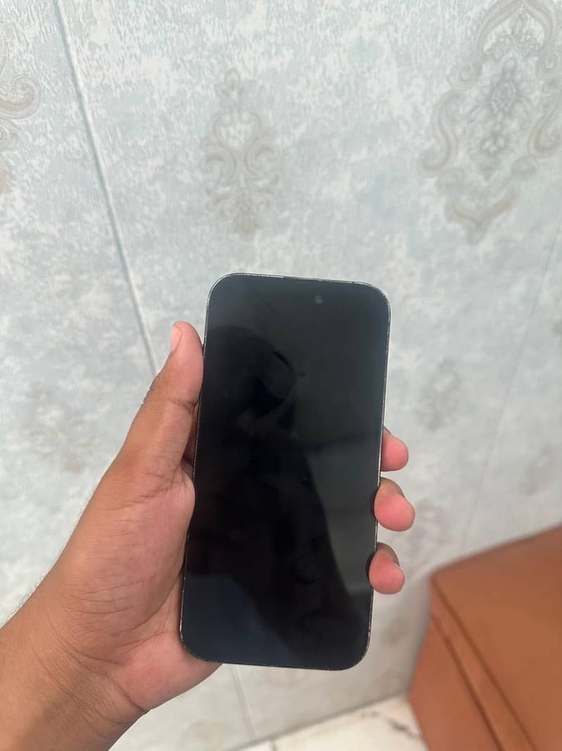Apple iPhone 14 Pro 2
