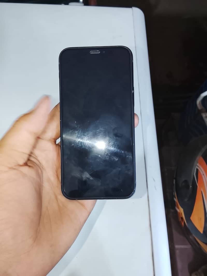Apple iPhone 12 mini 3