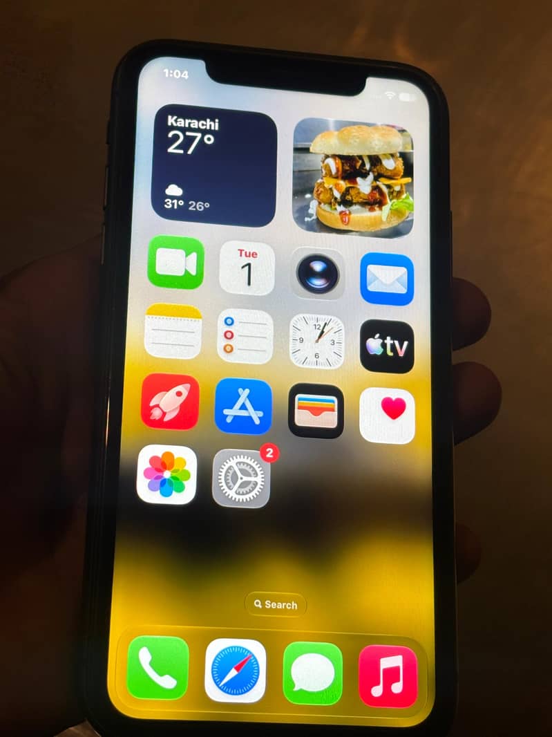 Apple iPhone 11 3