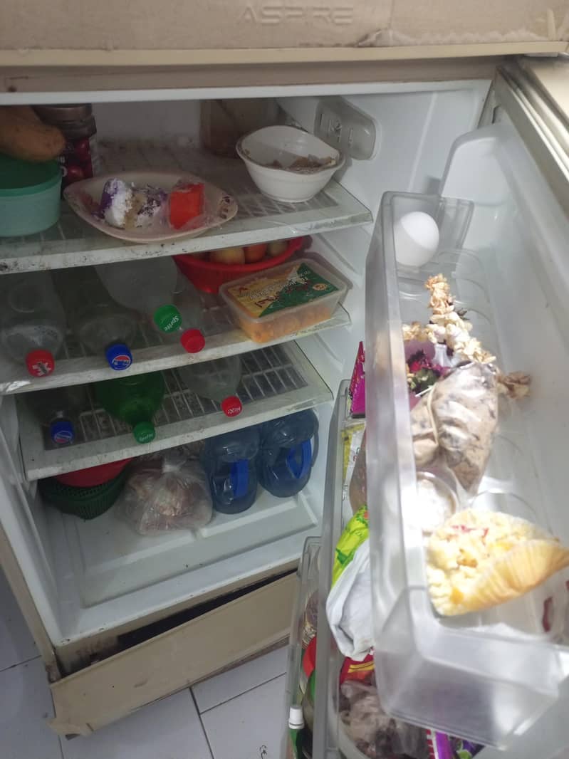 Refrigator 1