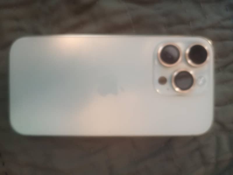 Apple iPhone 14 Pro 3