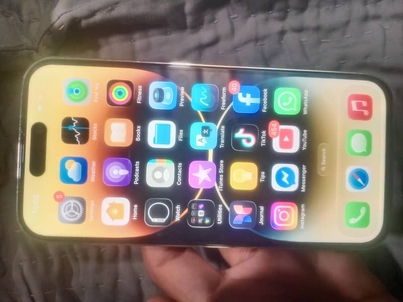 Apple iPhone 14 Pro 4