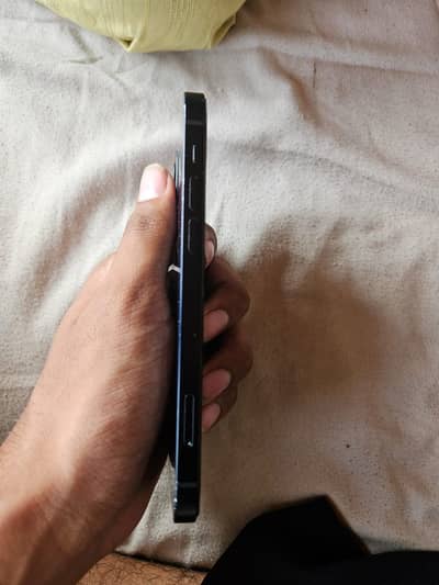 Apple iPhone 12 nonpta waterpack factory unlock