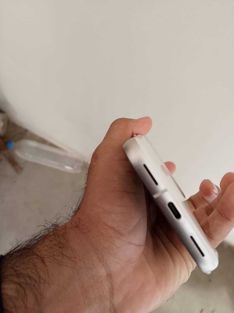 Google Pixel 8a 2