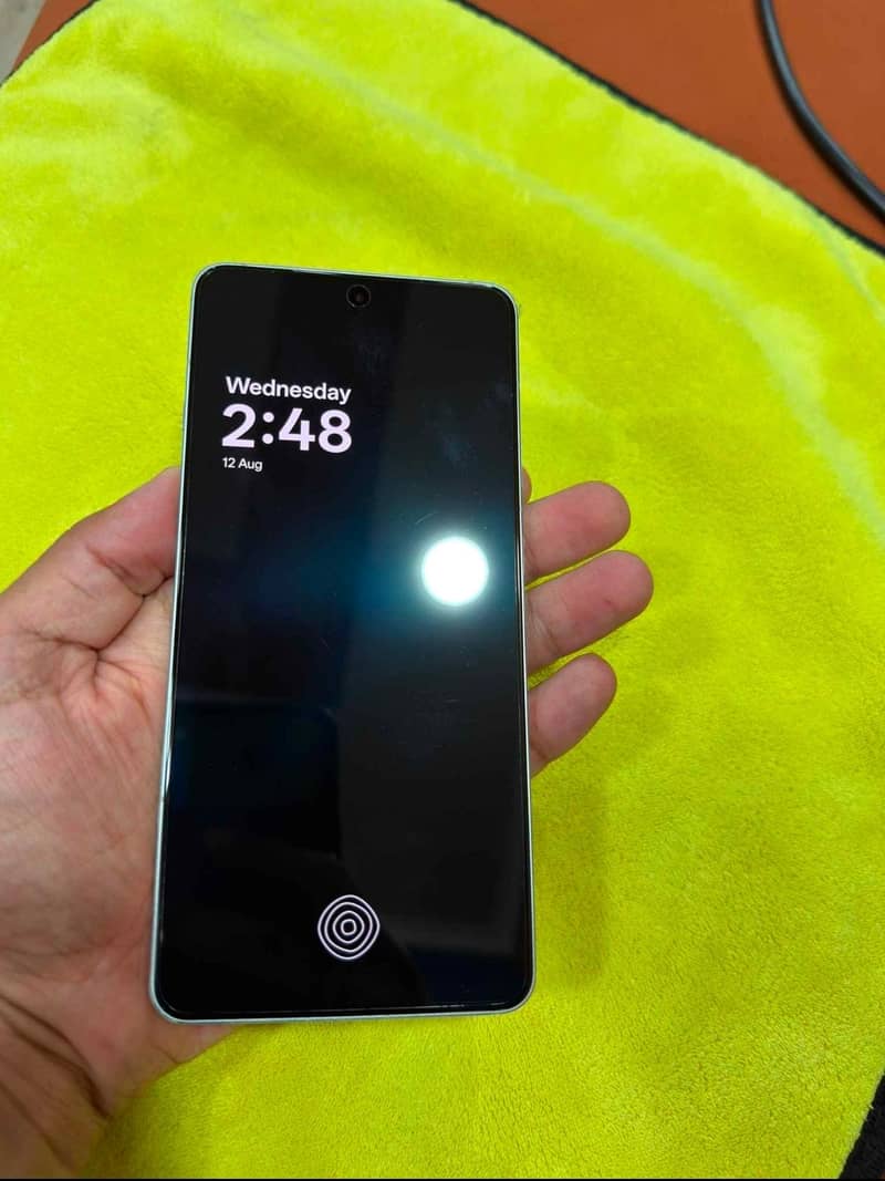 OnePlus ace 5 1